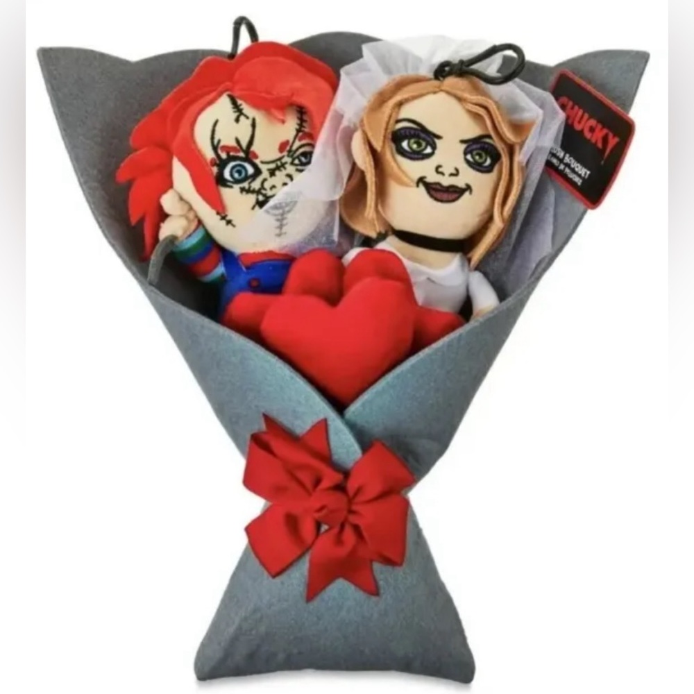 Chucky & Tiffany Valentine's Plush 14" Bouquet Removable Hearts & Figures
